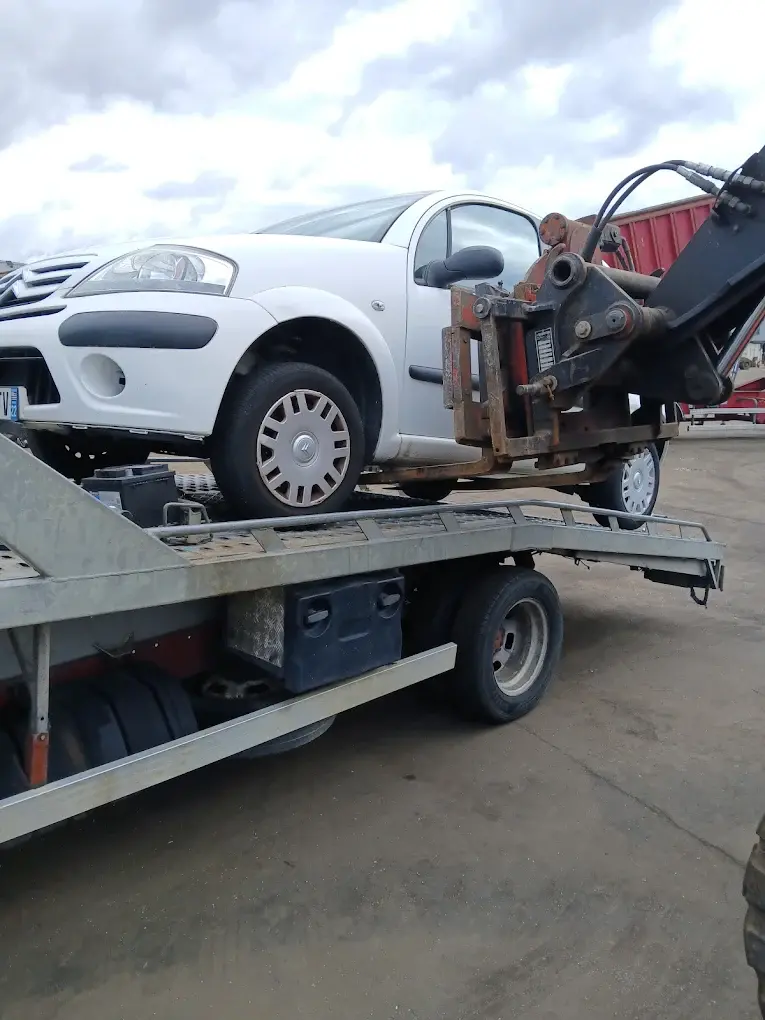 Destruction voiture centre agree vhu nantes